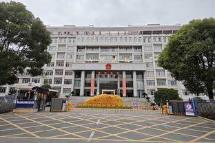 乌度卡：申京和贾巴里形成了很好的互补 他们俩正在建立化学反应